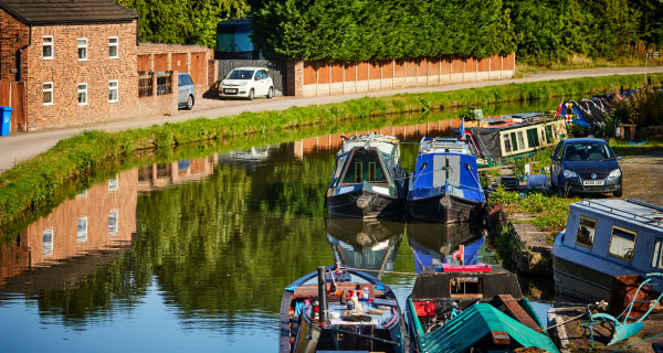 The Bridgewater Canal flows by lots of popular attractions making it the perfect route to a fantastic day out. LEARN MORE